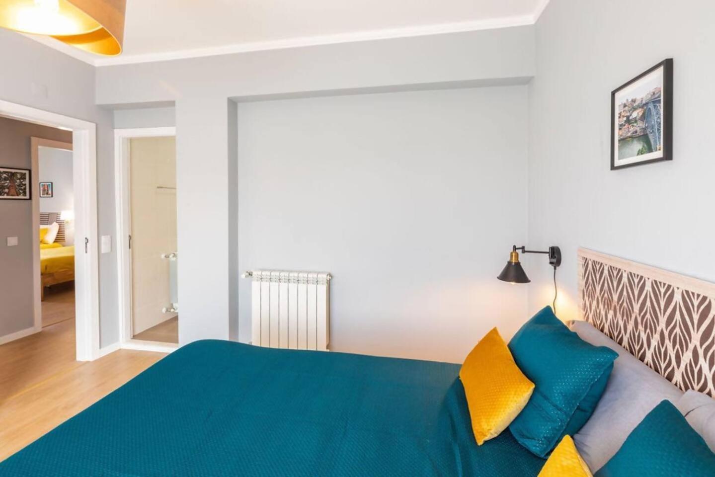 Modern Apartment 5 Mins Walking To The Santuary Fatima Bagian luar foto
